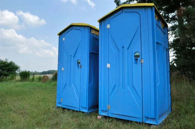 Portable restroom rental for construction sites and other locations - portable restroom rental Sacramento CA